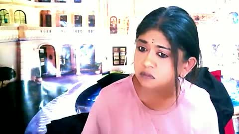 Mika online show from 8, 10, 2025