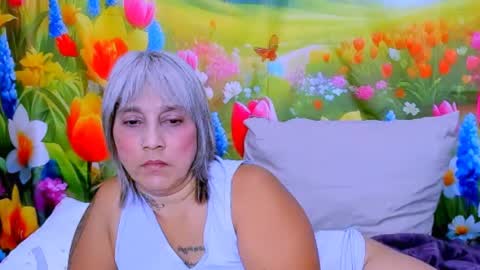 indianroxy27 online show from 14, 6, 2026