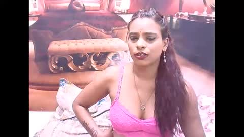 indiansexyass4u2luv online show from 10, 1, 2025