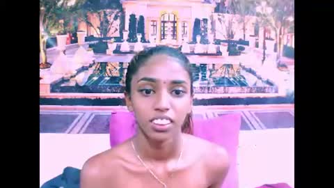 indiansexyslender4u2luv online show from 31, 12, 2024