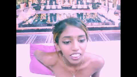indiansexyslender4u2luv online show from 10, 1, 2025