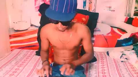 Snapshot of indianthuggin chatting on 2, 12, 2025 BabyFace online show from 2, 12, 2025