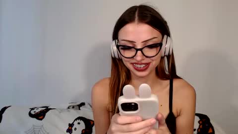 Snapshot of indigoelle chatting on 16, 9, 2025 Indigo Elle online show from 16, 9, 2025