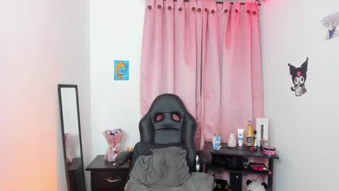 Snapshot of indra_cam chatting on 6, 2, 2025 Diana online show from 6, 2, 2025