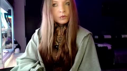 InesDesire online show from 27, 2, 2025