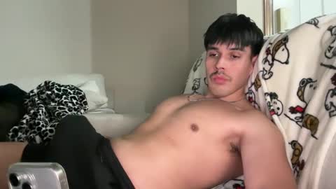 Snapshot of infamouslucas chatting on 4, 2, 2025 Lucas online show from 4, 2, 2025