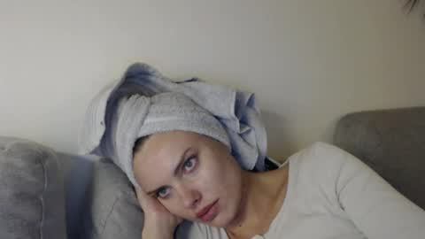 Sweet girl online show from 4, 12, 2024