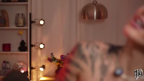 MAL ---  online show from 23, 11, 2025