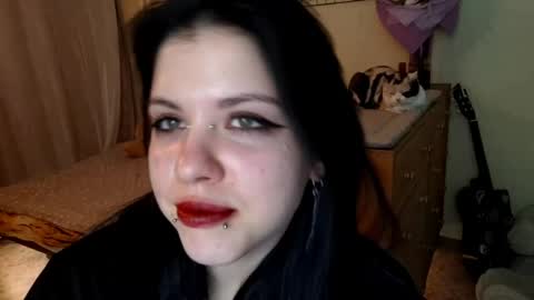 Mia online show from 19, 4, 2026