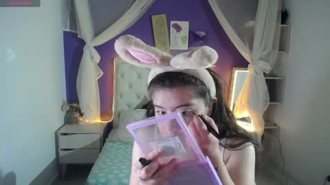 Snapshot of ingrid_casas chatting on 2, 12, 2024 Ingrid petite online show from 2, 12, 2024