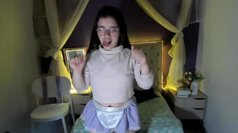 Snapshot of ingrid_casas chatting on 21, 12, 2024 Ingrid petite online show from 21, 12, 2024