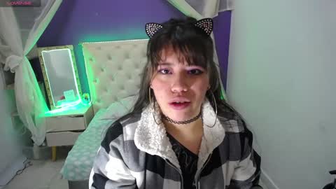 Snapshot of ingrid_casas chatting on 16, 1, 2025 Ingrid petite online show from 16, 1, 2025