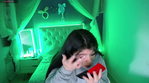 Snapshot of ingrid_casas chatting on 21, 1, 2025 Ingrid petite online show from 21, 1, 2025