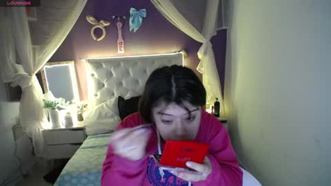 Snapshot of ingrid_casas chatting on 22, 1, 2025 Ingrid petite online show from 22, 1, 2025