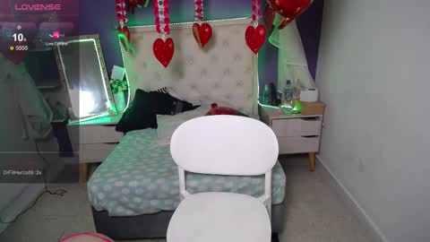 Snapshot of ingrid_casas chatting on 25, 2, 2025 Ingrid petite online show from 25, 2, 2025