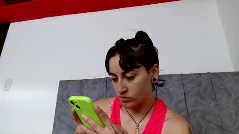 Snapshot of inkedgoddess58 chatting on 24, 10, 2025 lyan onlyfans n linda online show from 24, 10, 2025