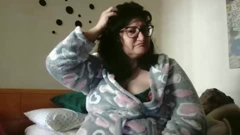 inna46_ online show from 10, 4, 2026