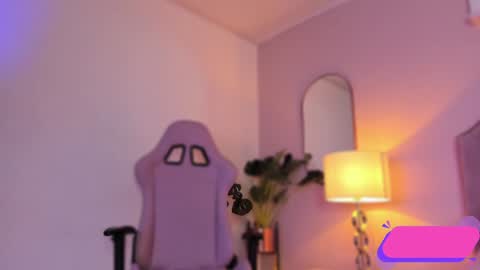 Snapshot of innana_babe chatting on 20, 12, 2024 Innana  online show from 20, 12, 2024