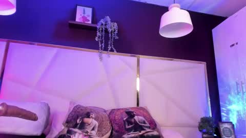 Snapshot of inndrahot chatting on 7, 3, 2026 Indra online show from 7, 3, 2026