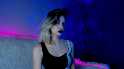 Snapshot of inner_light___ chatting on 18, 1, 2025 Venera online show from 18, 1, 2025