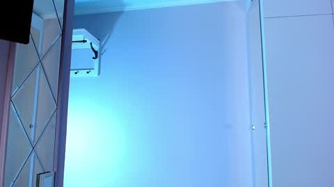 Lina online show from 6, 2, 2025