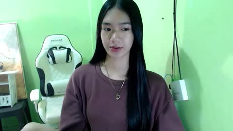 Snapshot of innocent_reign69 chatting on 5, 2, 2026 Reign online show from 5, 2, 2026