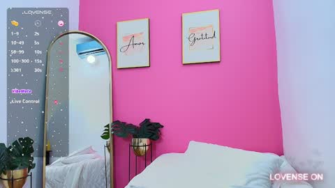 Snapshot of innocentlady_ chatting on 7, 12, 2024 SELENA  online show from 7, 12, 2024