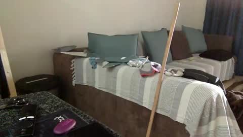 innocentlooker online show from 16, 12, 2024