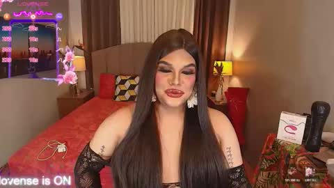 Snapshot of insatiablesexqueen chatting on 30, 10, 2025 tasha online show from 30, 10, 2025