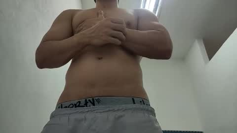 Snapshot of insistente chatting on 15, 12, 2025 INSTAGRAM camilodlx online show from 15, 12, 2025