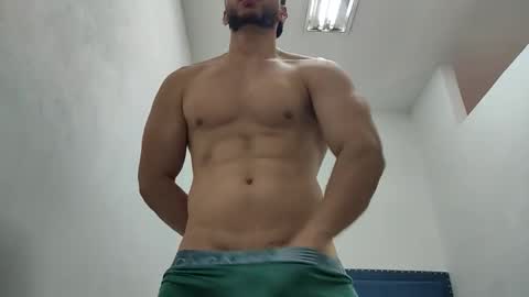 Snapshot of insistente chatting on 9, 1, 2026 INSTAGRAM camilodlx online show from 9, 1, 2026