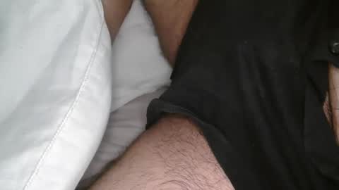 Snapshot of instructor22 chatting on 28, 10, 2025 instructor22 online show from 28, 10, 2025