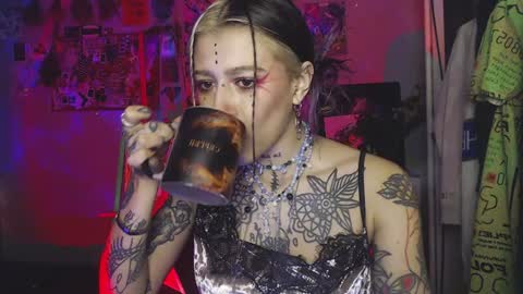 Insunnity666 online show from 10, 12, 2024