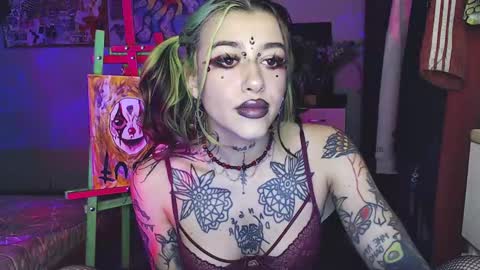 Insunnity666 online show from 10, 2, 2025