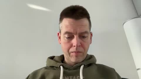 Snapshot of interestedhun chatting on 4, 2, 2026 InterestedHun online show from 4, 2, 2026