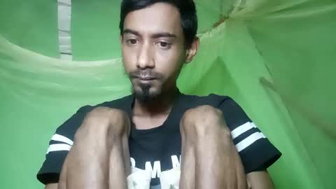 interne8famous online show from 12, 1, 2026