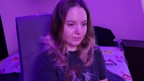 Faye online show from 8, 3, 2026