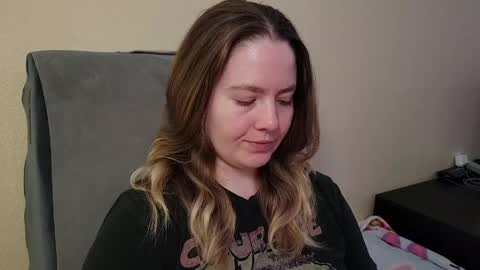 Snapshot of internetfairy_xo chatting on 21, 5, 2026 Faye online show from 21, 5, 2026