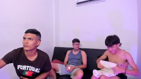 Snapshot of interracial_wallen chatting on 7, 2, 2025 Damian Sam Jack Daniel and James online show from 7, 2, 2025