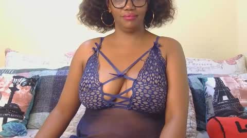 boniswa caroline online show from 8, 5, 2026