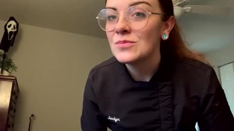 Snapshot of intothewoodswego chatting on 4, 3, 2026 IntoTheWoodsWeGo online show from 4, 3, 2026