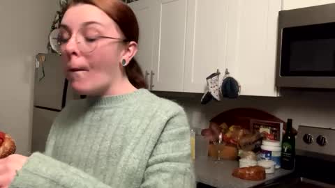 Snapshot of intothewoodswego chatting on 6, 3, 2026 IntoTheWoodsWeGo online show from 6, 3, 2026