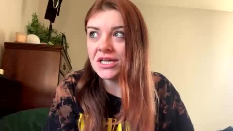 Snapshot of intothewoodswego chatting on 9, 3, 2026 IntoTheWoodsWeGo online show from 9, 3, 2026