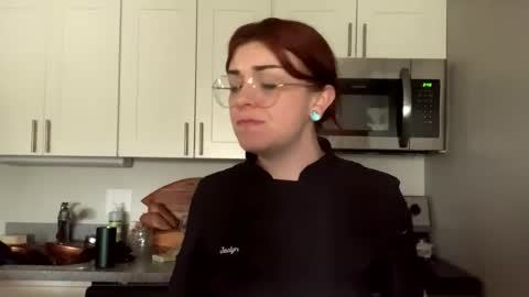 Snapshot of intothewoodswego chatting on 2, 4, 2026 IntoTheWoodsWeGo online show from 2, 4, 2026