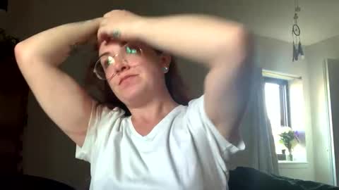 Snapshot of intothewoodswego chatting on 14, 4, 2026 IntoTheWoodsWeGo online show from 14, 4, 2026