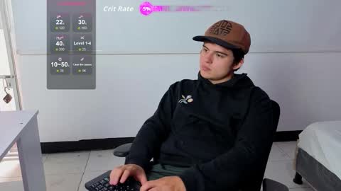 Snapshot of invincible200 chatting on 24, 10, 2025 invincible200 online show from 24, 10, 2025