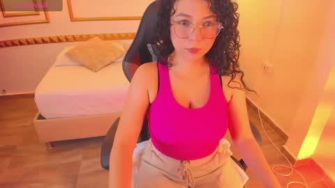 Snapshot of irantzu_hank chatting on 27, 2, 2025 Irantzu online show from 27, 2, 2025