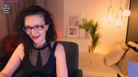Snapshot of irene_marlow chatting on 16, 11, 2025 Irene online show from 16, 11, 2025
