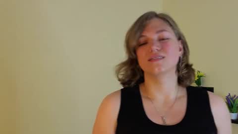 Snapshot of irene_ward chatting on 17, 9, 2025 Piper online show from 17, 9, 2025