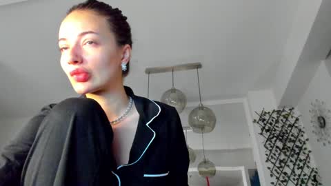 Snapshot of irenevon chatting on 5, 12, 2024 Ir s room online show from 5, 12, 2024